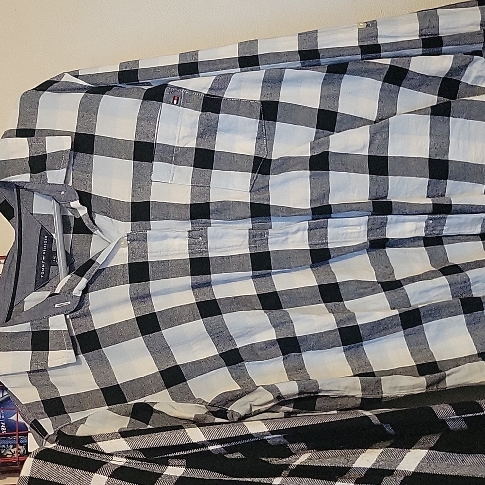 Tommy Hilfiger flannel shirt size Large